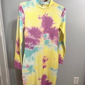 Bodycon turtleneck tiedye